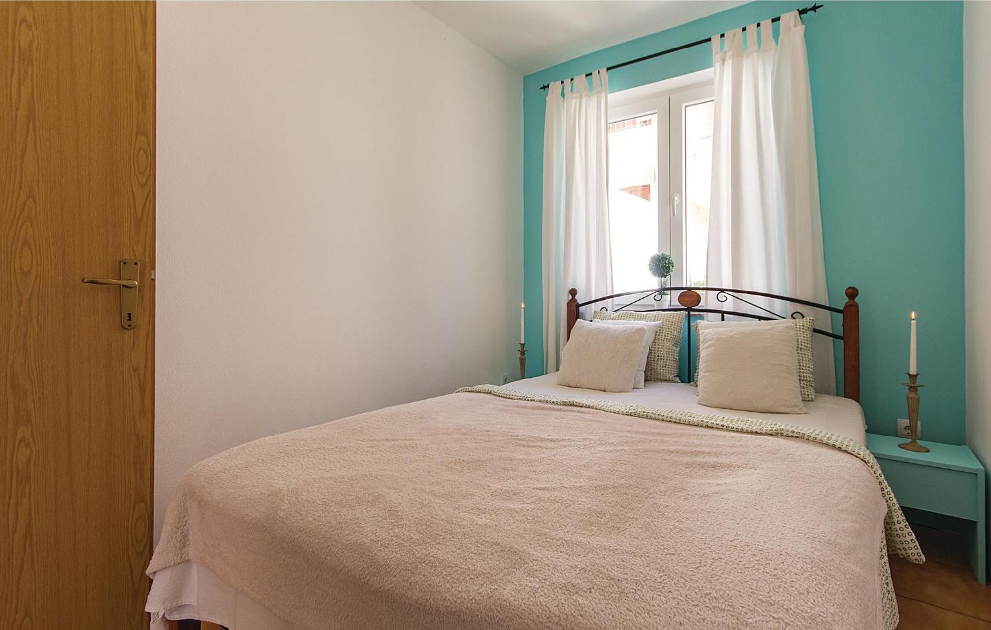 7 Bedroom Stunning Home In Ližnjan Εξωτερικό φωτογραφία