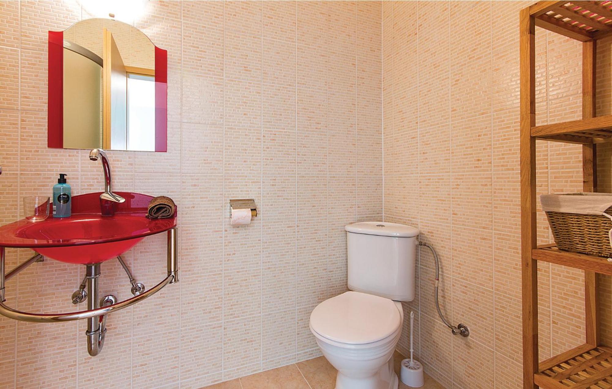 7 Bedroom Stunning Home In Ližnjan Εξωτερικό φωτογραφία